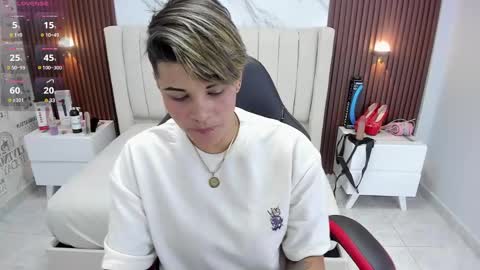 Karol and Luna online show from 22, 2, 2025