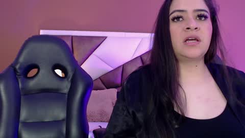 Snapshot of karolandmichel chatting on 22, 12, 2024 Karol and Michel online show from 22, 12, 2024