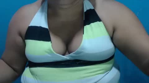 karolbb online show from 2, 1, 2025