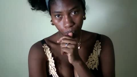 karoliee online show from 21, 4, 2026