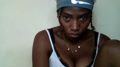 karoliee online show from 24, 4, 2026