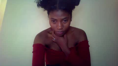 karoliee online show from 26, 4, 2026
