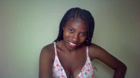 karoliee online show from 3, 5, 2026
