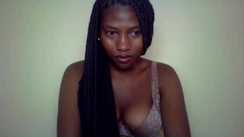 karoliee online show from 5, 5, 2026