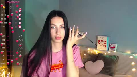 Kira online show from 2, 12, 2025