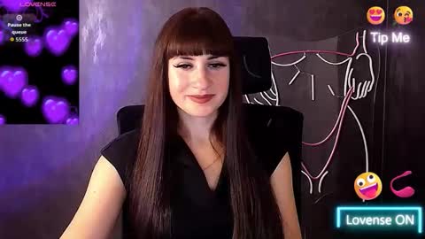 Caroline online show from 4, 10, 2025