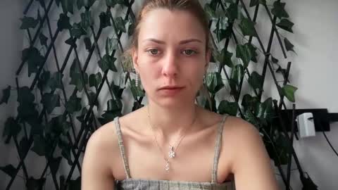 karoline121 online show from 9, 2, 2026