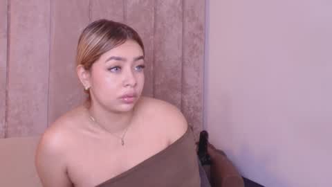 Karolina online show from 8, 3, 2026