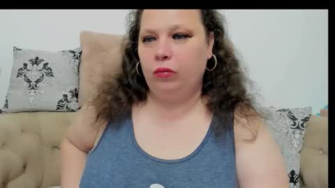 Snapshot of karolinejoyy chatting on 2, 5, 2026 KarolineJoyy online show from 2, 5, 2026