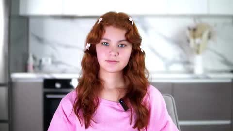 Snapshot of karolinerush chatting on 18, 11, 2025 lina online show from 18, 11, 2025