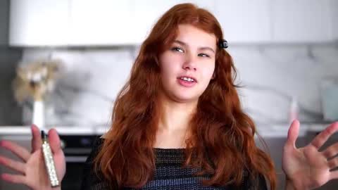 Snapshot of karolinerush chatting on 24, 11, 2025 lina online show from 24, 11, 2025