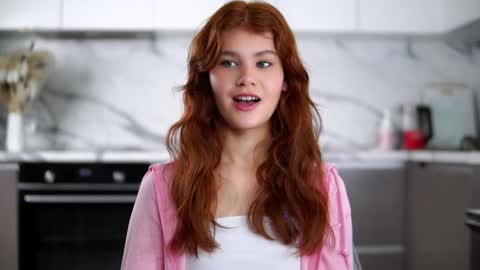 Snapshot of karolinerush chatting on 25, 11, 2025 lina online show from 25, 11, 2025