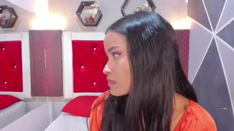 Snapshot of karoll014 chatting on 21, 3, 2026 Karol online show from 21, 3, 2026