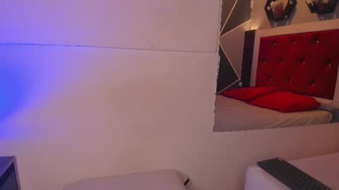 Snapshot of karoll014 chatting on 28, 6, 2026 Karol online show from 28, 6, 2026