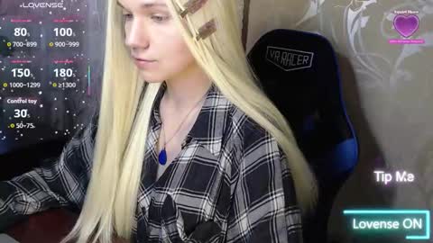 Caroline Fox online show from 11, 3, 2026