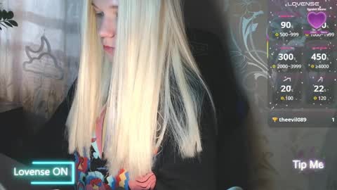 Caroline Fox online show from 3, 4, 2026