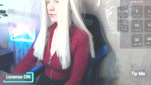 Caroline Fox online show from 16, 4, 2026