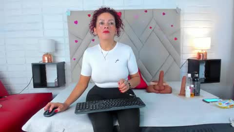 kasandra gomez online show from 7, 3, 2025