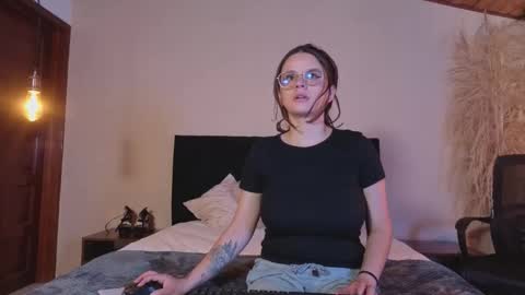 Snapshot of kassandra_james chatting on 20, 2, 2026 kassandra james online show from 20, 2, 2026