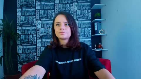 Snapshot of kassandra_james chatting on 13, 4, 2026 kassandra james online show from 13, 4, 2026