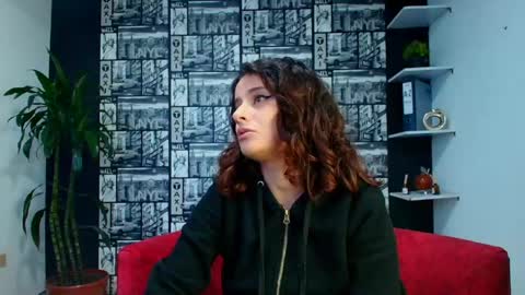 Snapshot of kassandra_james chatting on 17, 4, 2026 kassandra james online show from 17, 4, 2026