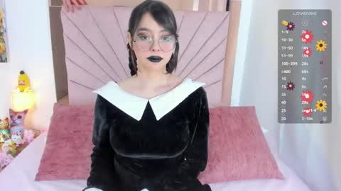 Kasumi  online show from 23, 10, 2025