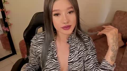 Alicia online show from 7, 4, 2026