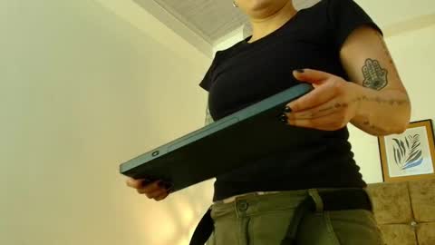 kat paradisse online show from 10, 2, 2026