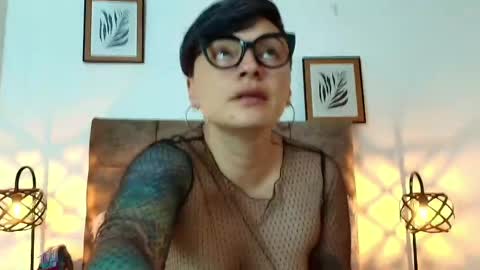 kat paradisse online show from 6, 5, 2026