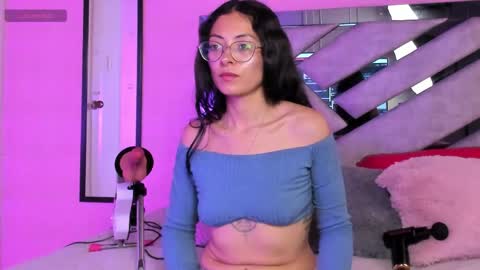 Kat Santana online show from 28, 4, 2026