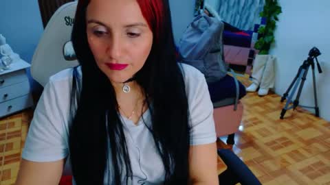 Snapshot of kataleya_29 chatting on 7, 6, 2026 kate online show from 7, 6, 2026