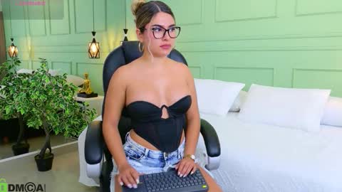 Snapshot of kataliina_18 chatting on 13, 3, 2026 Kat online show from 13, 3, 2026