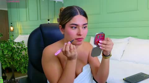 Snapshot of kataliina_18 chatting on 1, 4, 2026 Kat online show from 1, 4, 2026