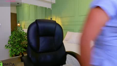 Snapshot of kataliina_18 chatting on 9, 4, 2026 Kat online show from 9, 4, 2026