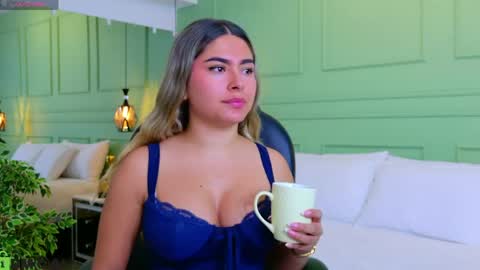 Snapshot of kataliina_18 chatting on 22, 4, 2026 Kat online show from 22, 4, 2026