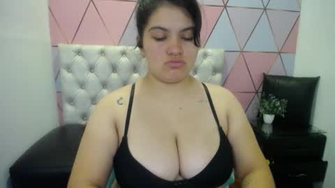 Snapshot of katalina_santana25 chatting on 9, 3, 2026 katalina santana25 online show from 9, 3, 2026