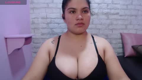 Snapshot of katalina_santana25 chatting on 21, 3, 2026 katalina santana25 online show from 21, 3, 2026