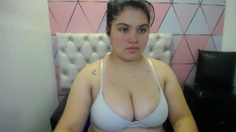 Snapshot of katalina_santana25 chatting on 11, 4, 2026 katalina santana25 online show from 11, 4, 2026