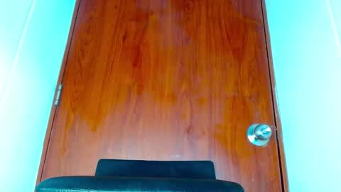 katalinaferreirax online show from 3, 3, 2025