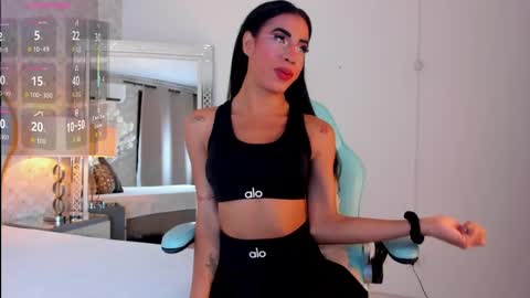 Kata Millants online show from 12, 9, 2025