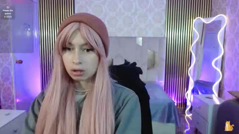 Snapshot of katana_tay chatting on 23, 10, 2025 katana_tay online show from 23, 10, 2025