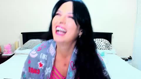Snapshot of katarina_synnn chatting on 26, 10, 2025 kata online show from 26, 10, 2025