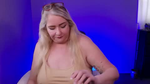 Kat D Sinclair online show from 1, 3, 2026