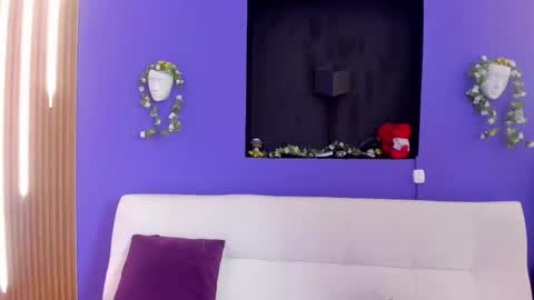 Snapshot of kate_amaretto chatting on 9, 10, 2025 Kate online show from 9, 10, 2025