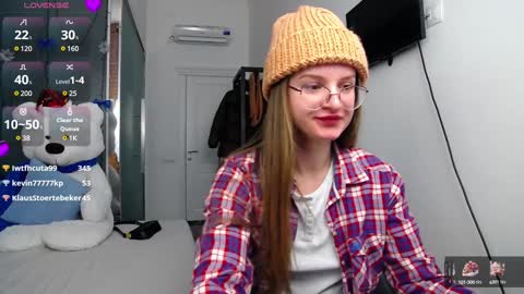 Snapshot of kate_jonson chatting on 5, 1, 2025 .Be kind and gentle with me and I will do my best for you.   online show from 5, 1, 2025