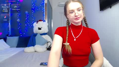 Snapshot of kate_jonson chatting on 6, 1, 2025 .Be kind and gentle with me and I will do my best for you.   online show from 6, 1, 2025