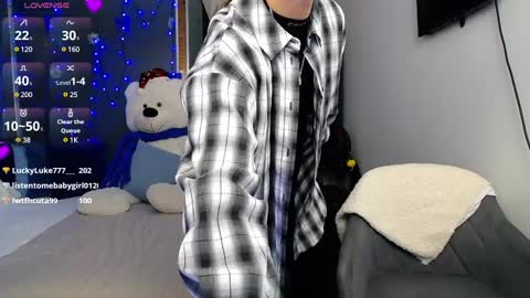 Snapshot of kate_jonson chatting on 7, 1, 2025 .Be kind and gentle with me and I will do my best for you.   online show from 7, 1, 2025