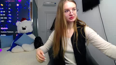 Snapshot of kate_jonson chatting on 17, 1, 2025 .Be kind and gentle with me and I will do my best for you.   online show from 17, 1, 2025