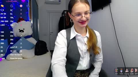 Snapshot of kate_jonson chatting on 18, 1, 2025 .Be kind and gentle with me and I will do my best for you.   online show from 18, 1, 2025