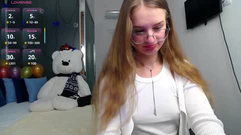 Snapshot of kate_jonson chatting on 13, 2, 2025 .Be kind and gentle with me and I will do my best for you.   online show from 13, 2, 2025